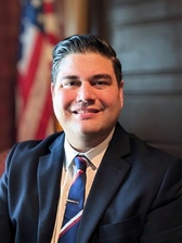 Jorge Luis Alesna Jr, experienced Tax attorney in Bakersfield, CA with 14 reviews